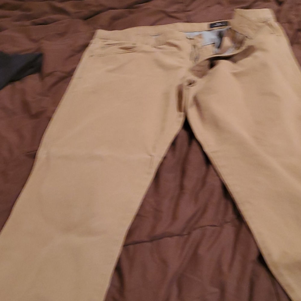 Pants - Picture 3 of 3